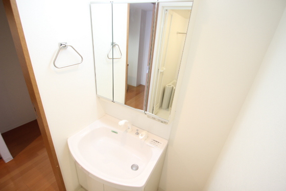 グラビスコート上幟町