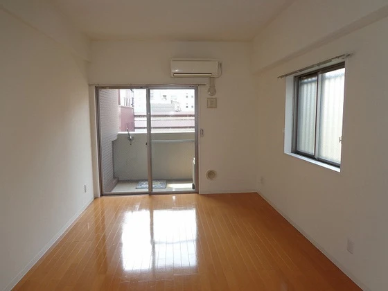 グラビスコート上幟町