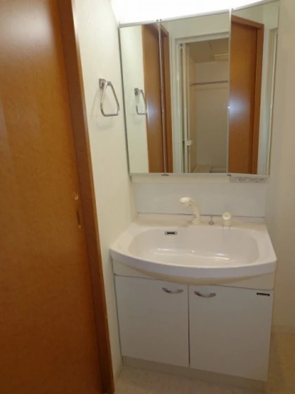 グラビスコート上幟町