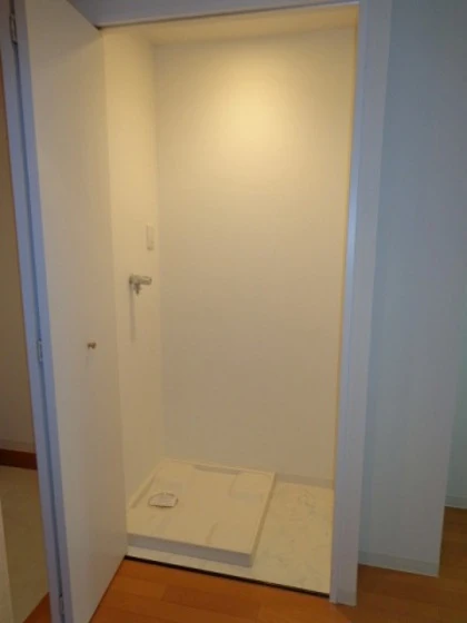 グラビスコート上幟町