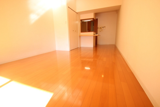 グラビスコート上幟町