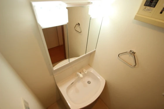 グラビスコート上幟町