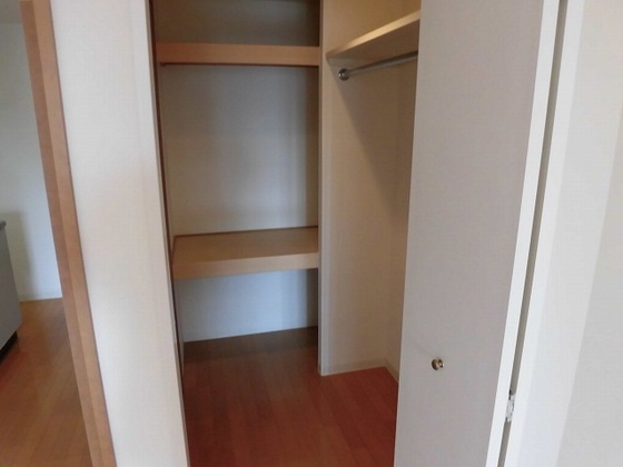 グラビスコート上幟町