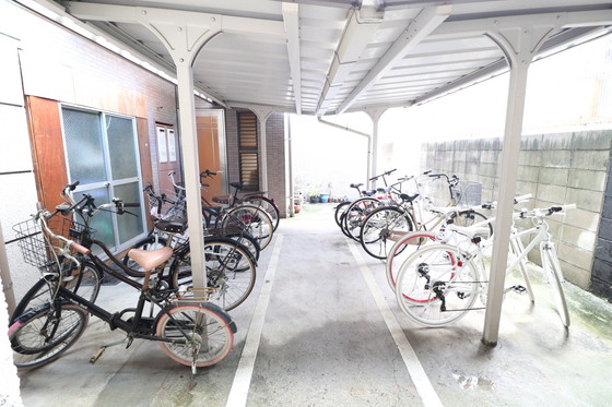 メゾンアンソレイエ