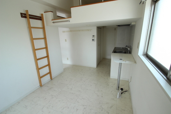 グランドポレストーネ金屋