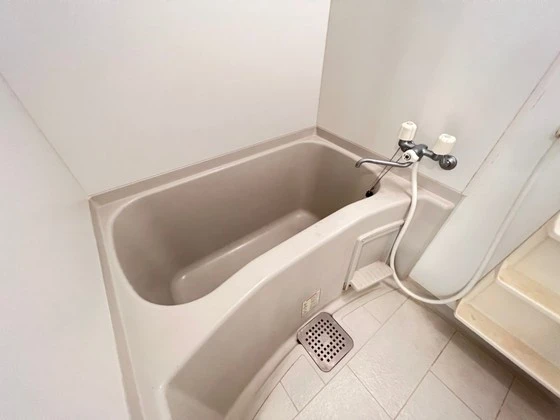 グランドポレストーネ金屋