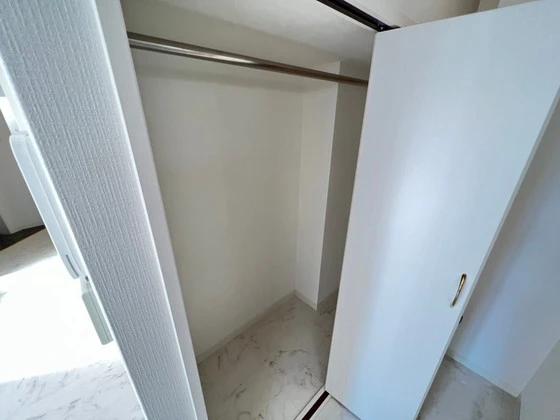 グランドポレストーネ金屋