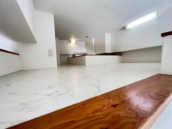 グランドポレストーネ金屋