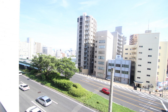 グラビスコート加古町