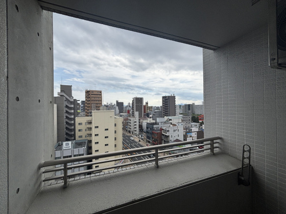 グラビスコート加古町