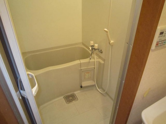 グラビスコート加古町