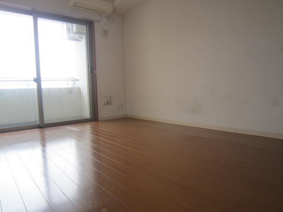 グラビスコート加古町