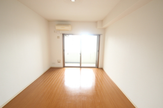 グラビスコート加古町