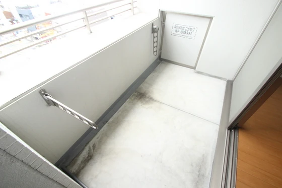 グラビスコート加古町