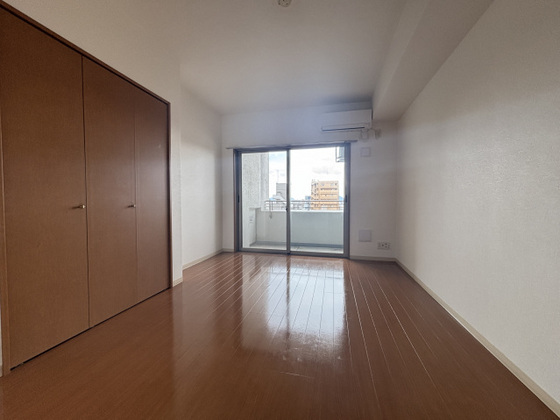 グラビスコート加古町