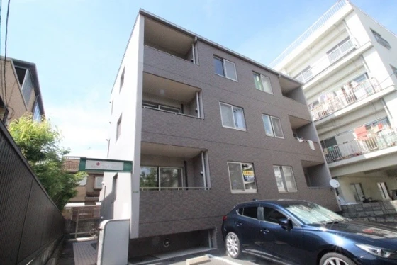 メープルリーフコート