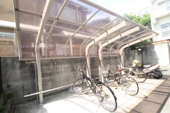 メープルリーフコート