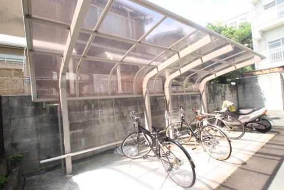 メープルリーフコート