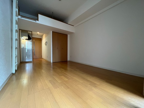 グラビスコート紙屋町