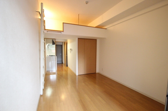 グラビスコート紙屋町