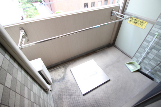 グラビスコート紙屋町