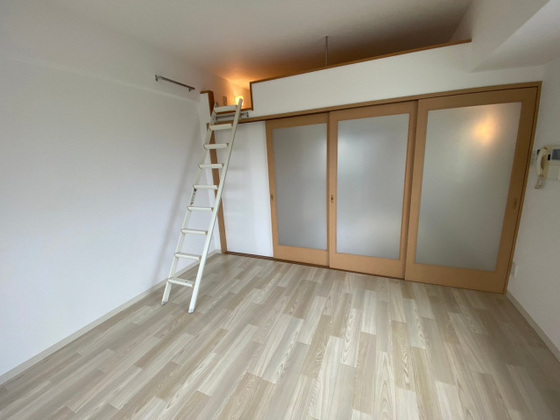 グラビスコート紙屋町