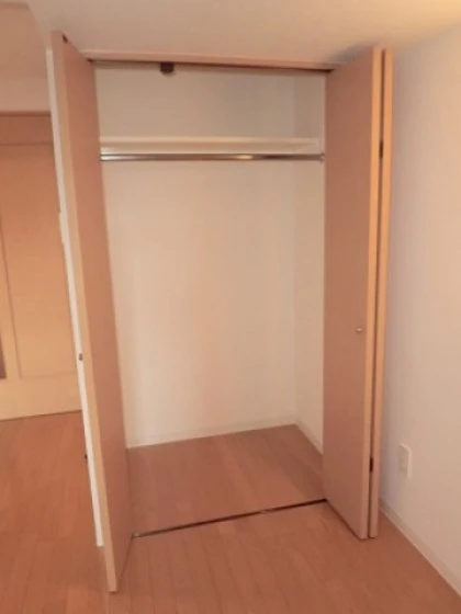 グラビスコート紙屋町