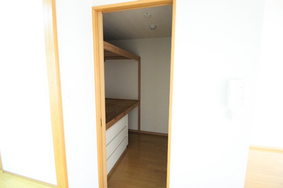 グリーンヒル吉村3