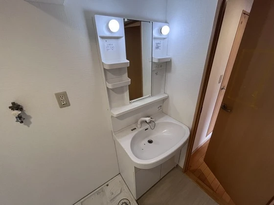 C.C.COURT五日市駅前