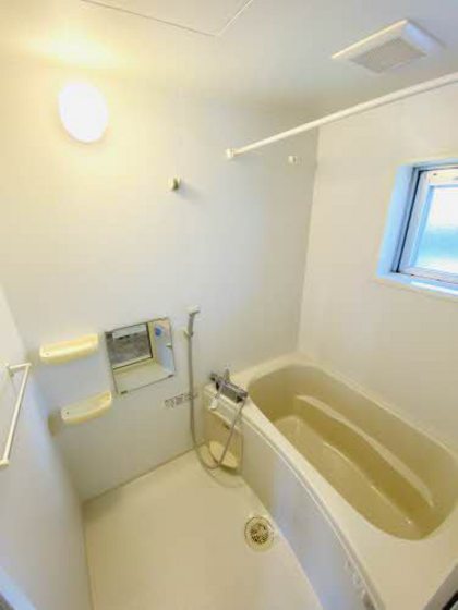 C.C.COURT五日市駅前