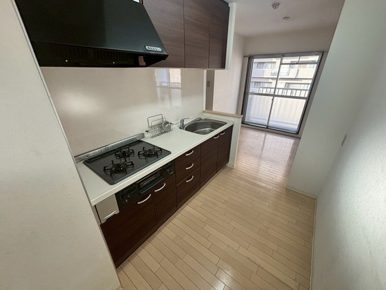 C.C.COURT五日市駅前