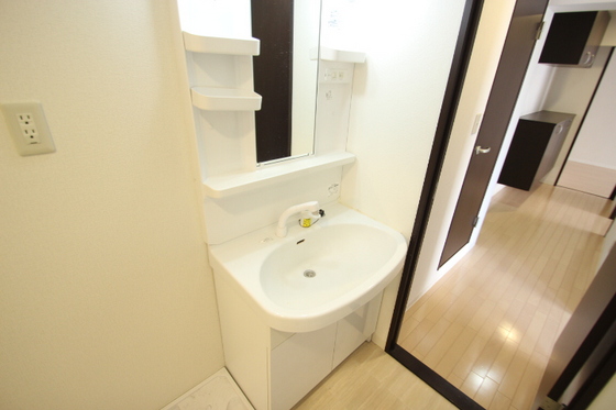 C.C.COURT五日市駅前