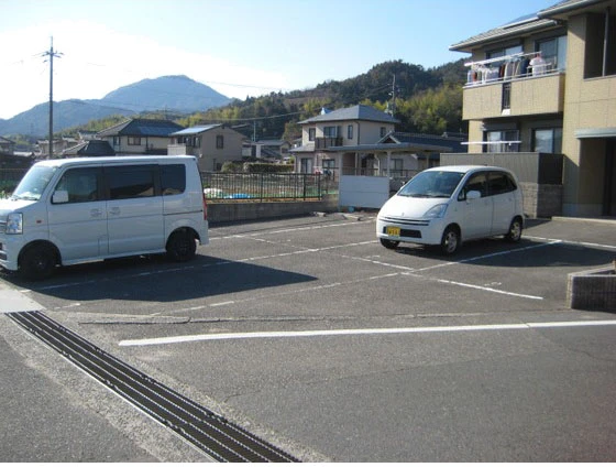 グリーンクレスト