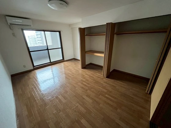 グロリアス十日市