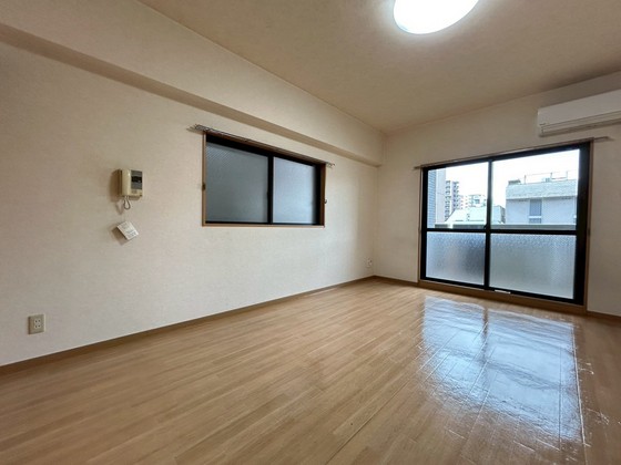 グロリアス十日市