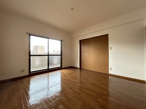 グロリアス十日市