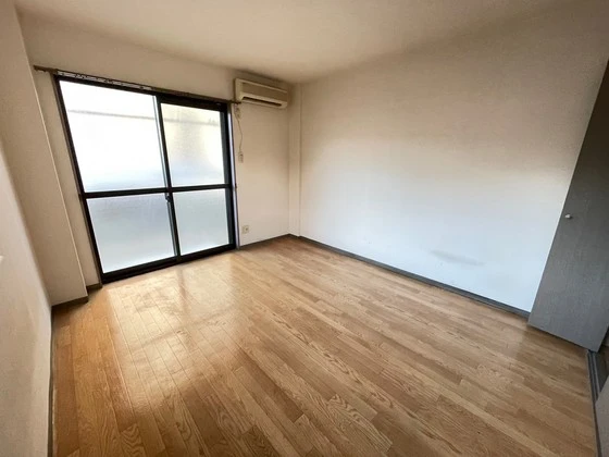 フォブール岡村