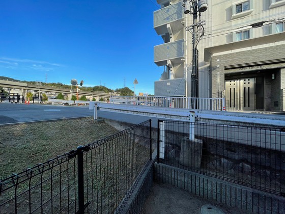 フォブール岡村