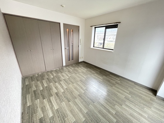 フォブール岡村