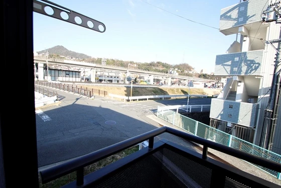 フォブール岡村