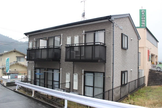 フォブール岡村