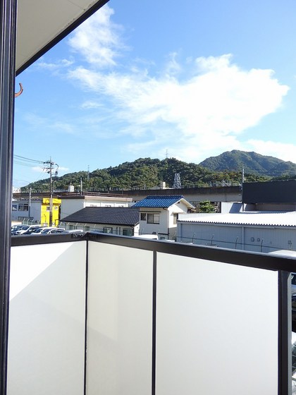 タウニーヒルズ