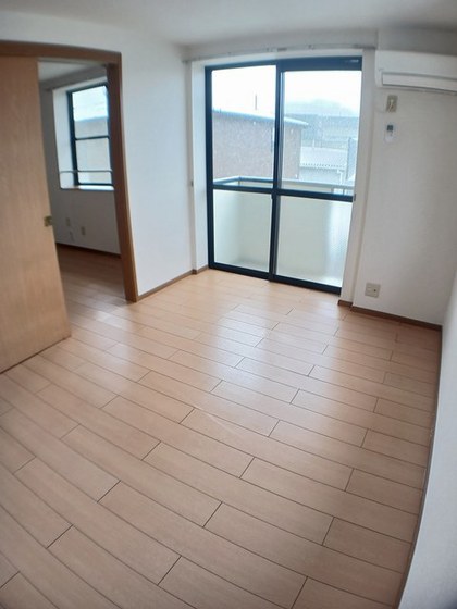 タウニーヒルズ