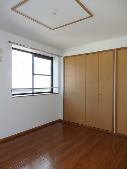 タウニーヒルズ