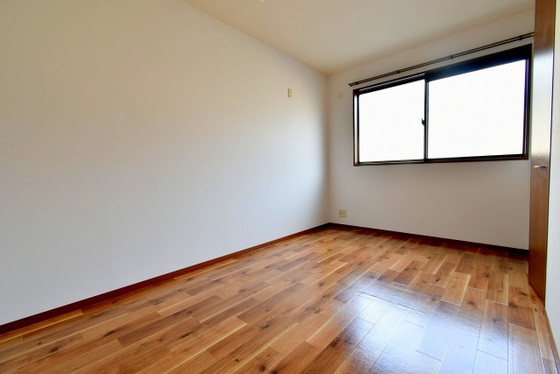 グリーンフィールド A棟