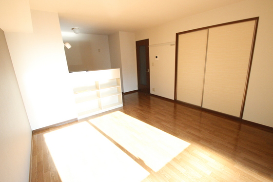 グリーンフィールド A棟