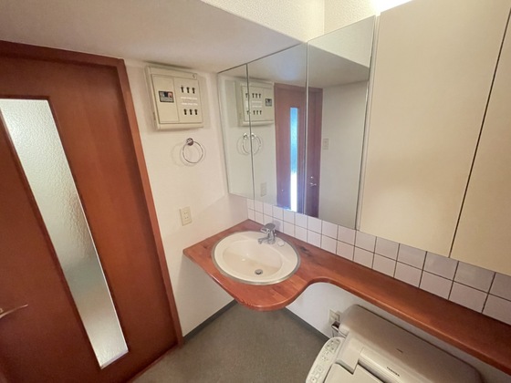 パインヒルズ東白島