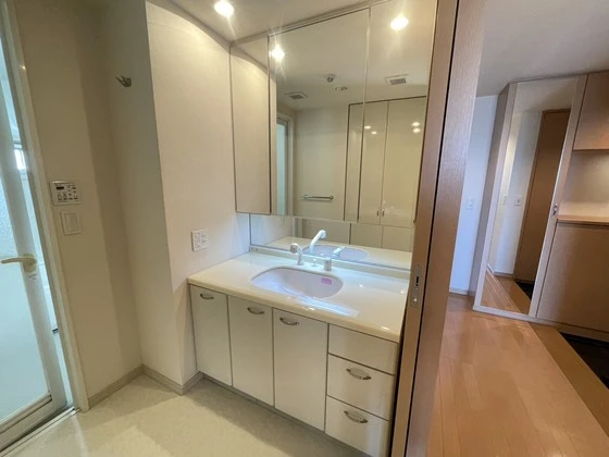 ヴィラシオン古江東