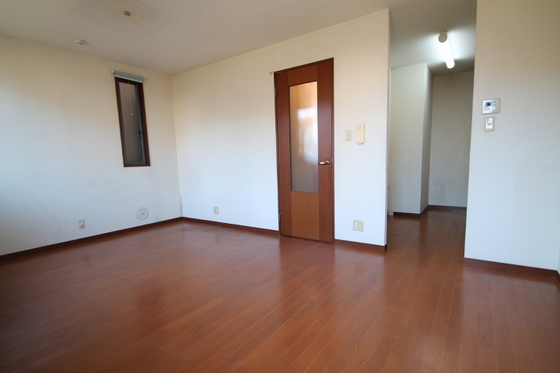 パルモ城内 A棟