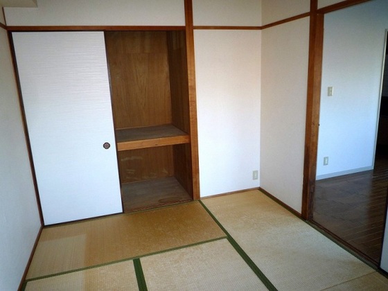 メゾネット緑井